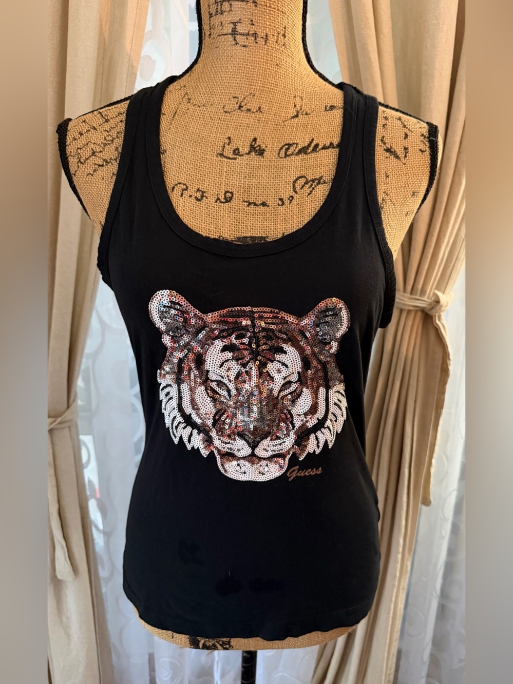 GUESS Black Sequin Tiger Tank Top Graphic Scoop Neck Y2K McBling Size Medium